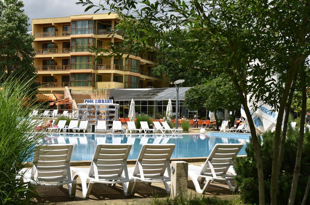 Les Magnolias Hotel 프리모르스코 외부 사진