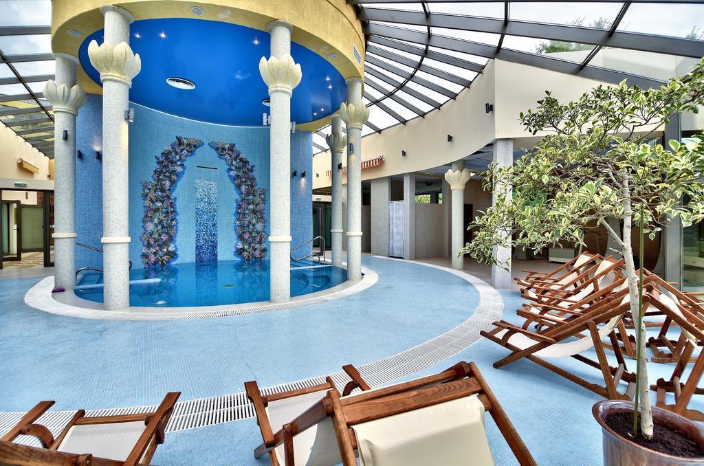 Les Magnolias Hotel 프리모르스코 외부 사진